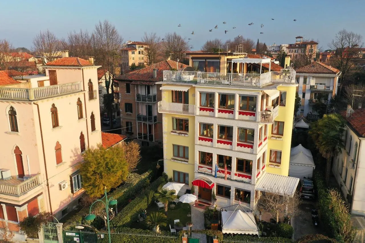 Oasis Lagoon Estate Lido di Venezia